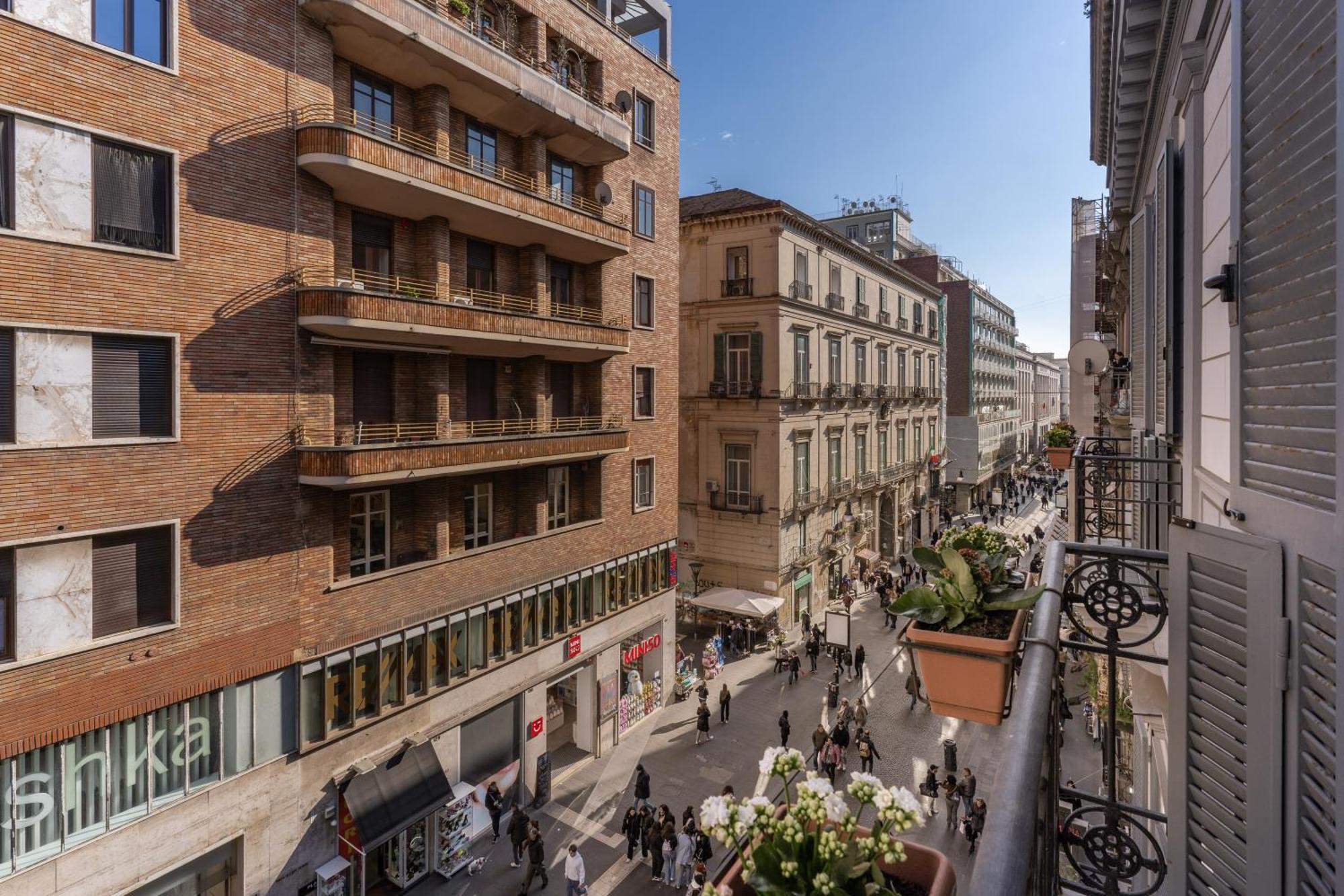 Appartamento Due Porte A Toledo *