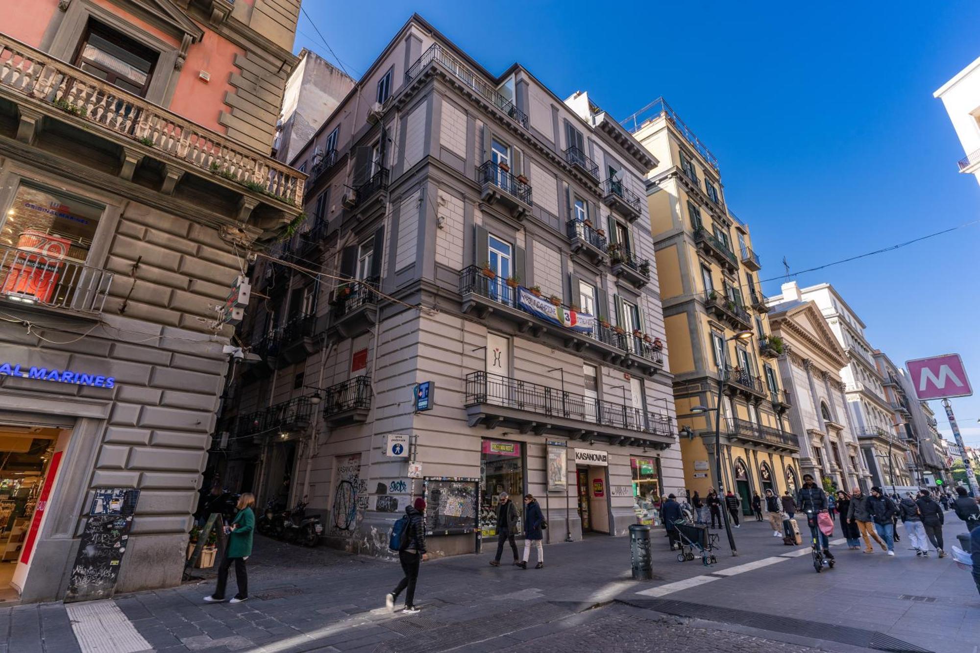 Due Porte A Toledo Appartamento *